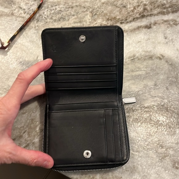 MCM Women’s black and white zipper logo small wallet. - Picture 5 of 9